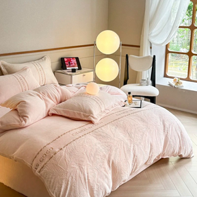 Jogo de Cama Delicate ChaneI 5 Peças