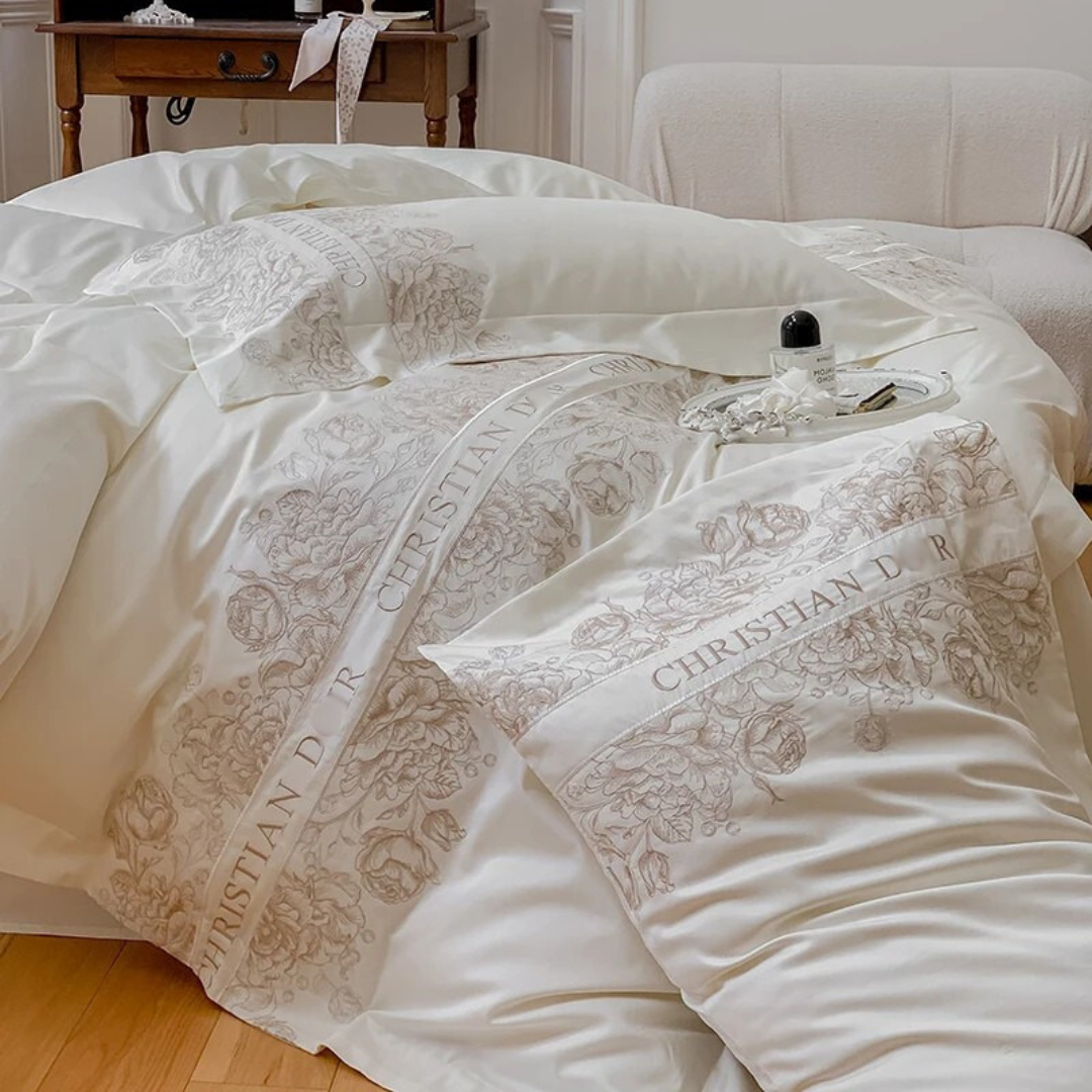 Jogo de Cama Bordado Jacquard C. DlOR 5 Peças