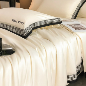 Jogo de Cama Minimal ChaneI 5 Peças